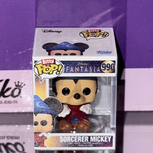 Funko: Sorcerer Mickey #990 Bitty Pop! from Disney Mickey & Friends Series - Picture 1 of 9